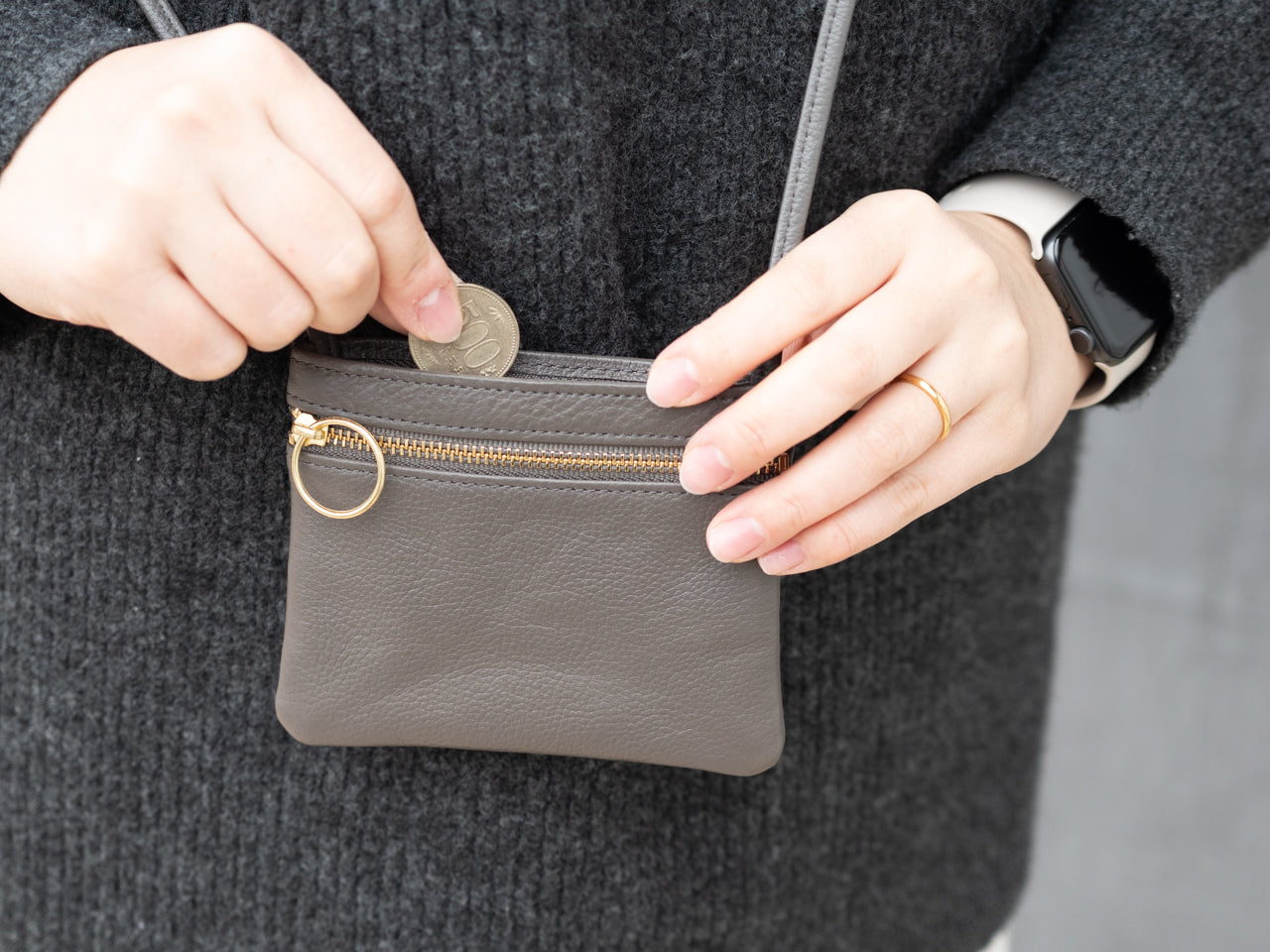 OSL サコッシュ mini チャコールグレー