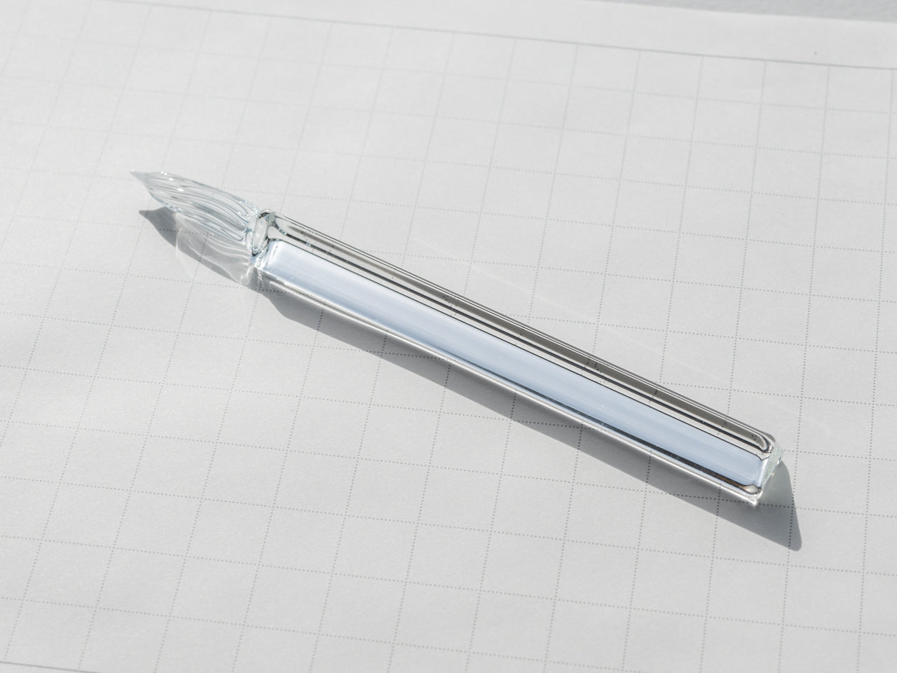 まつぼっくり ガラスペン トライアングルショート