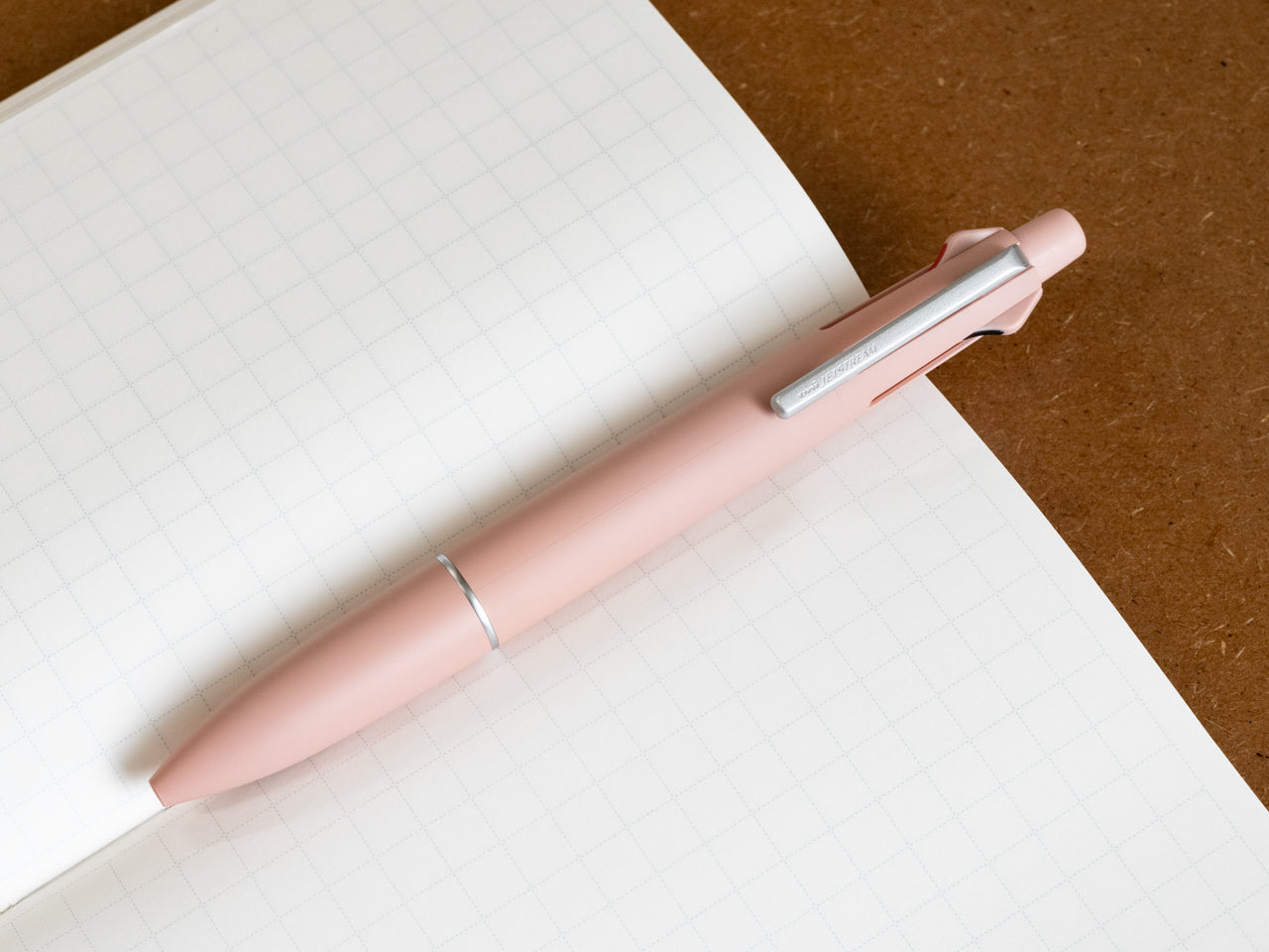 ジェットストリーム 多機能ペン 4&1(Lite touch ink搭載)