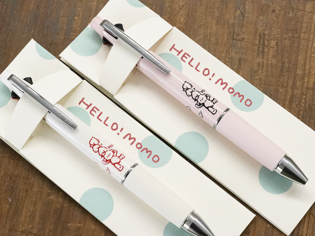 PEPIN×Pentonote】ジェットストリーム4+1 「Hello!momo」 – 文化堂