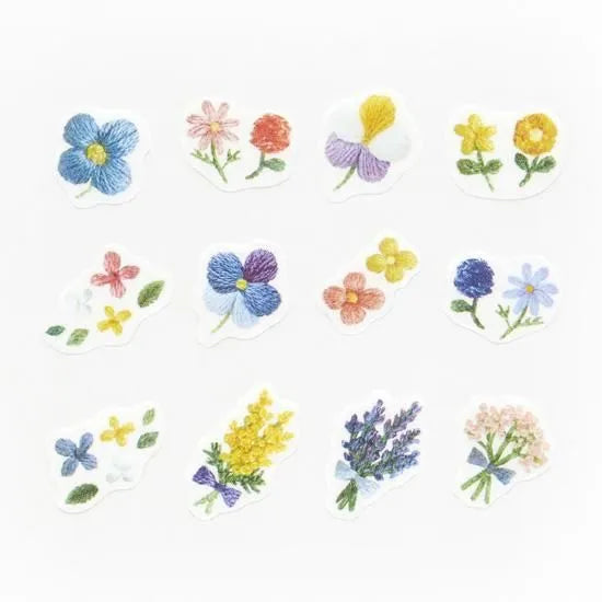bande 刺繍の森に咲く小花