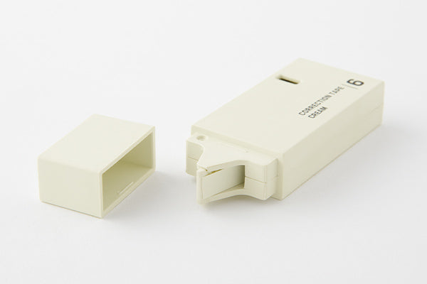 ミドリ 紙製ケースの修正テープ <6mm>