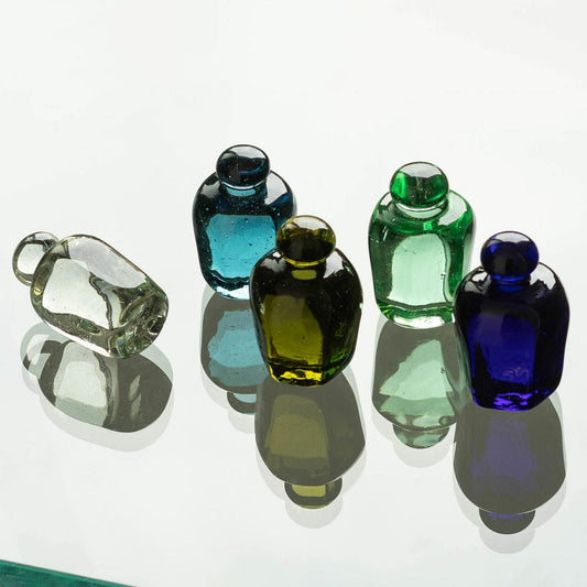 アタシェ　再生ガラス ペーパーウエイト