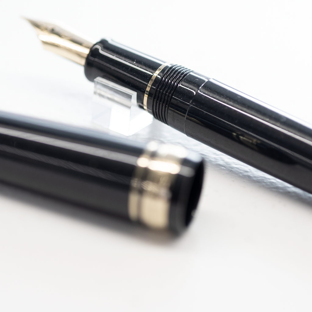 プロフィット 18 ゴールドトリム 万年筆 シャイニングブラック