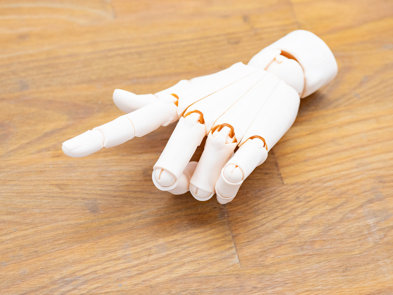 KOTOBUKIYA ハンドモデル ペールオレンジ 【左手】