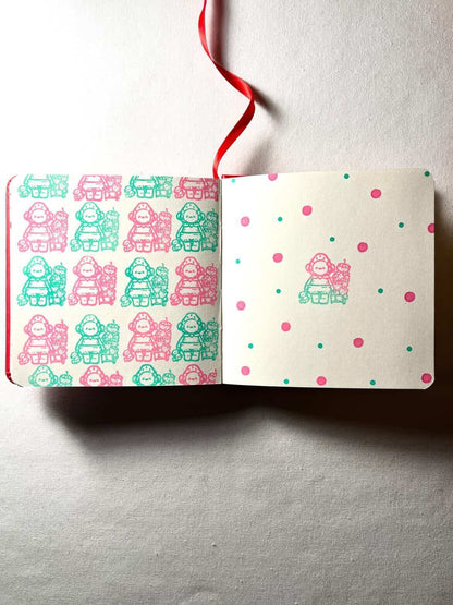 🍓HELLO STRAWBERRY Stamp Book　