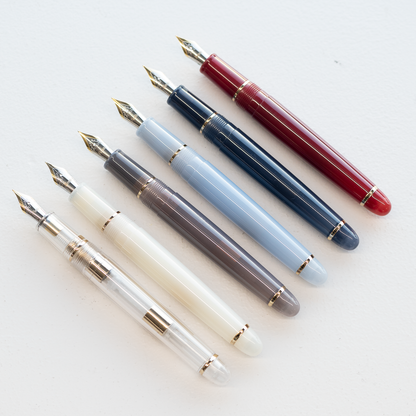 Fonte biiro 万年筆