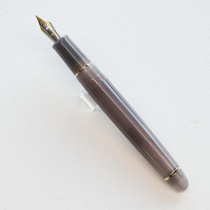 Fonte biiro 万年筆