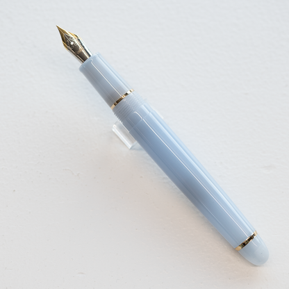 Fonte biiro 万年筆