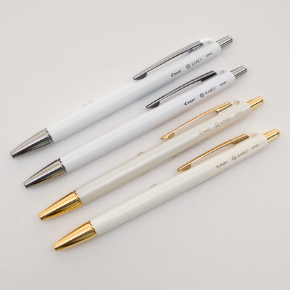 ILMILY 手元コーデ ホワイトクリスマス ボールペン