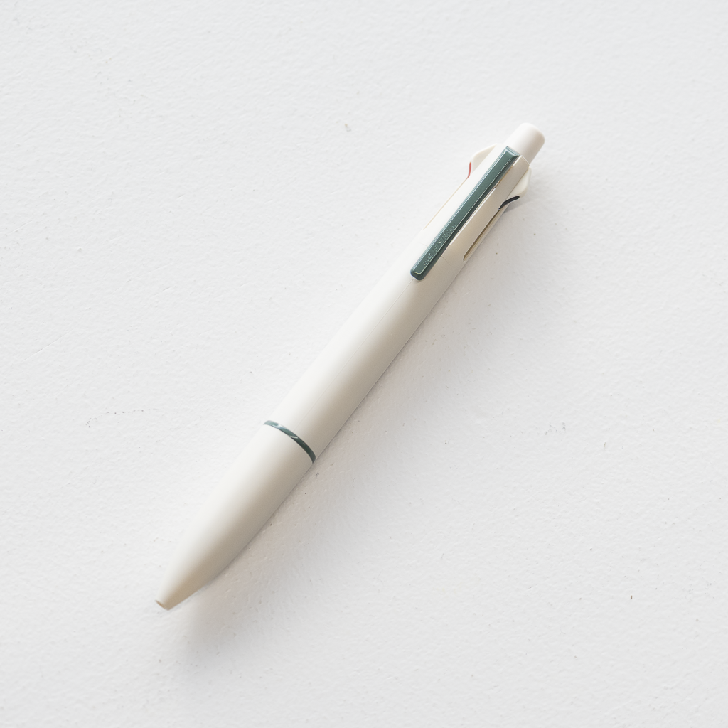 【2025年10月新色】 ジェットストリーム 多機能ペン 4&1 (Lite touch ink搭載)