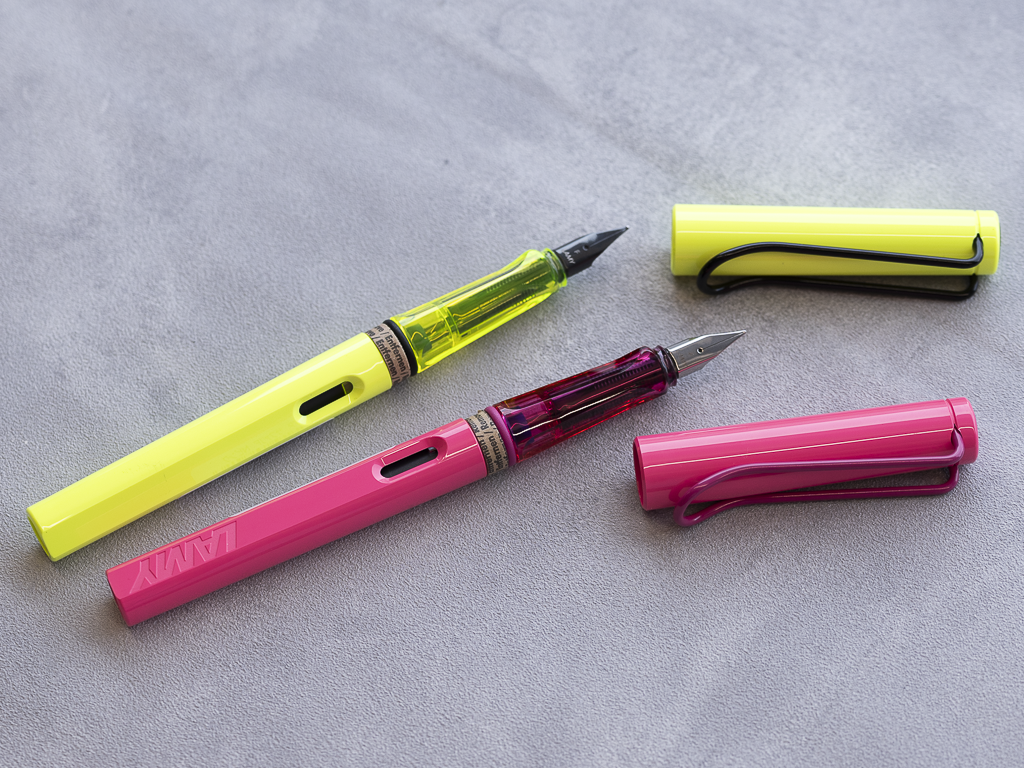 LAMY サファリ ネオン FP F