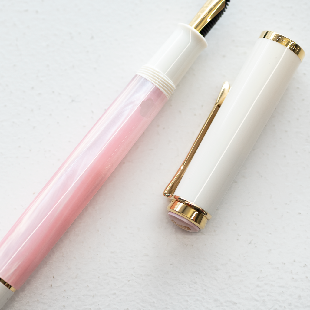 ペリカン M200 クラシック チェリーブロッサム 2026 FP/EF